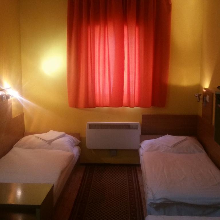 Kis-Duna Motel & Camping Mosonmagyaróvár Exterior foto